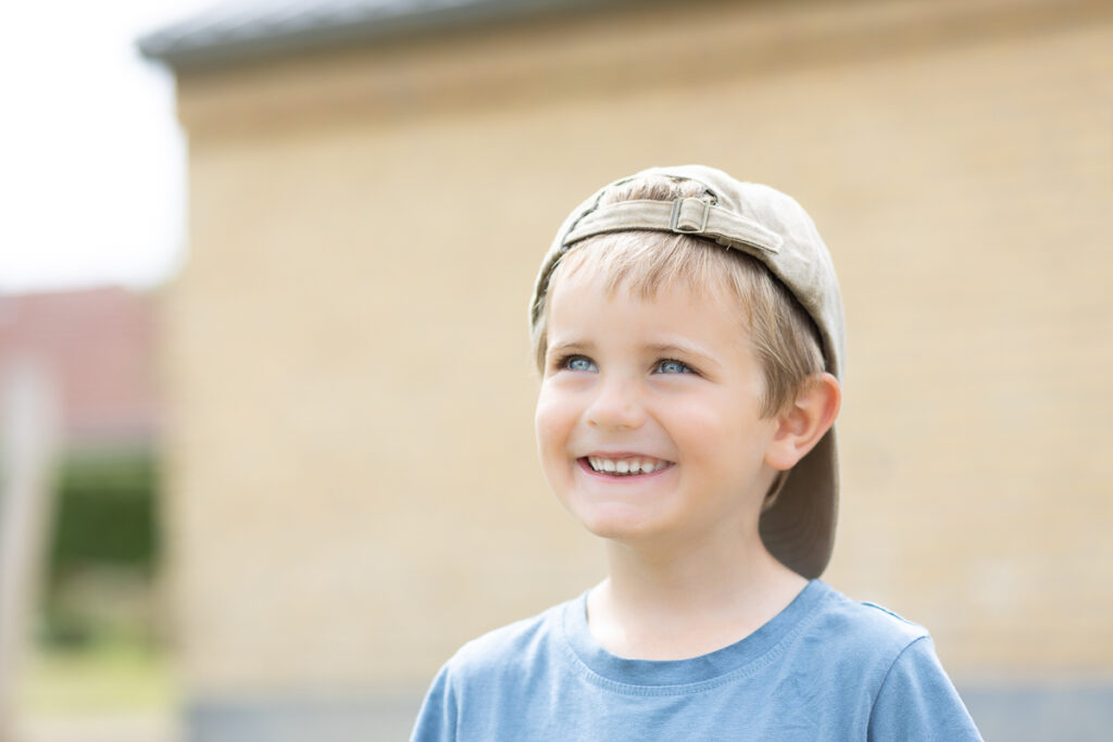 institutionsfotografering. skolefotografering på legepladsen